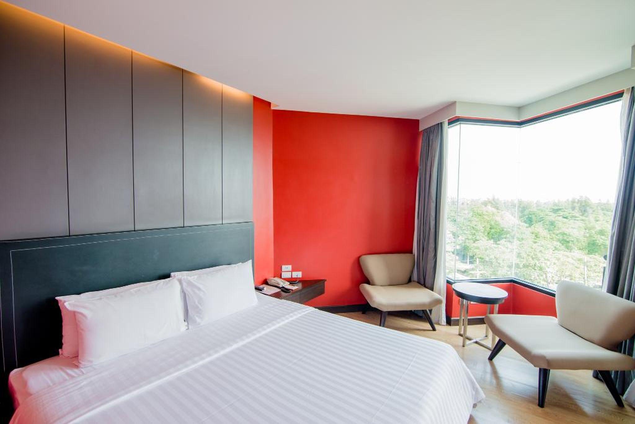 The Sez Hotel Bangsaen Esterno foto