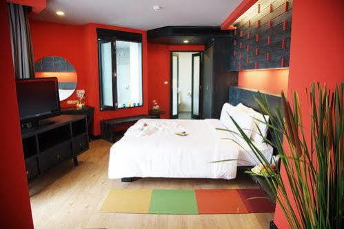 The Sez Hotel Bangsaen Esterno foto